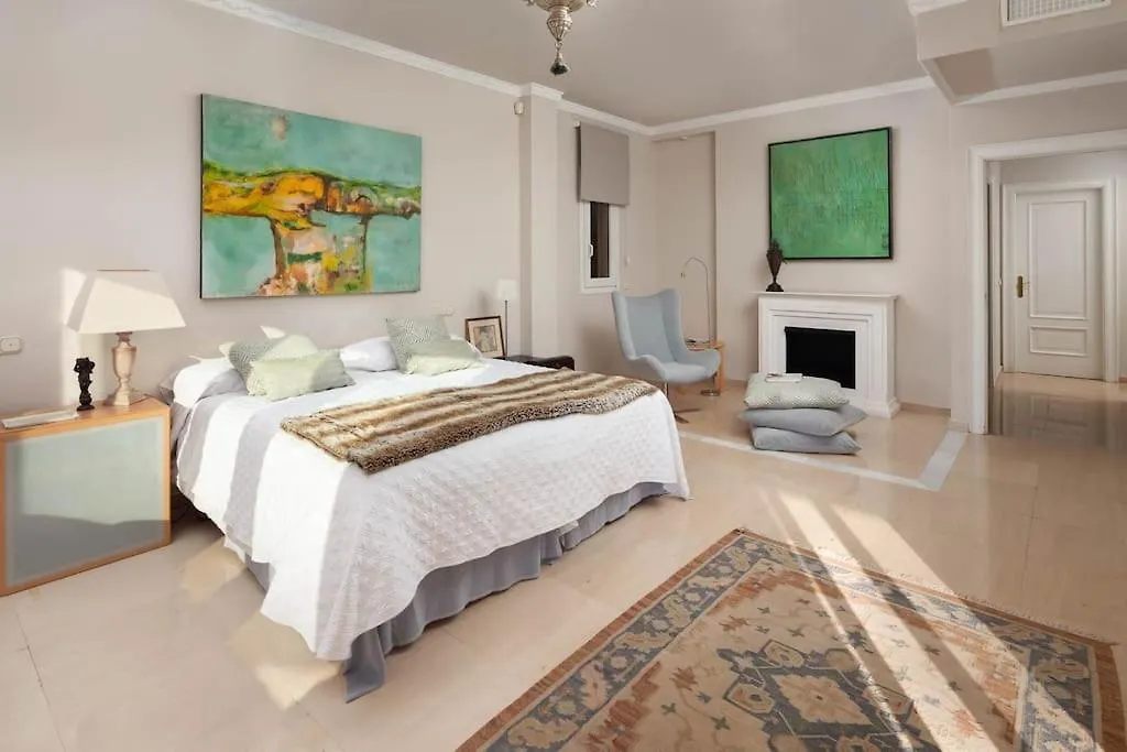 Luxury Villa With Sea Views & Terrace By Rems 말라가 아파트
